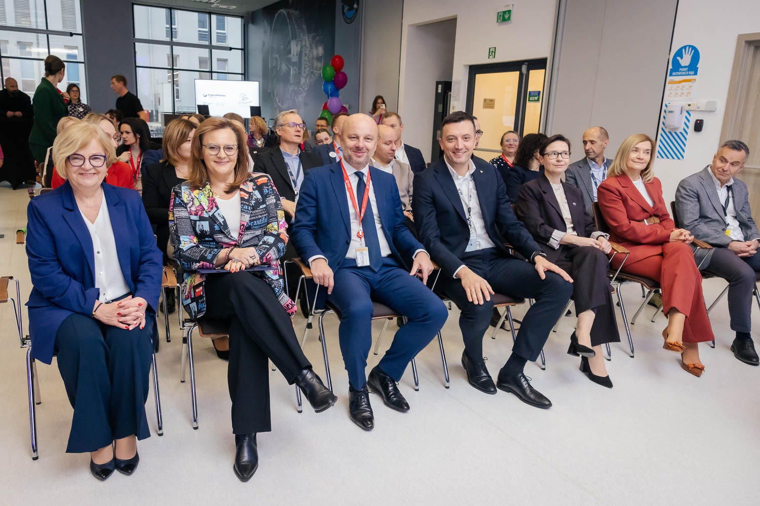 zdjęcie z uroczystego otwarcia 2 edycji programu DreamUp w kampusie firmy Pratt&Whitney w Rzeszowie, fot. Tadeusz Poźniak